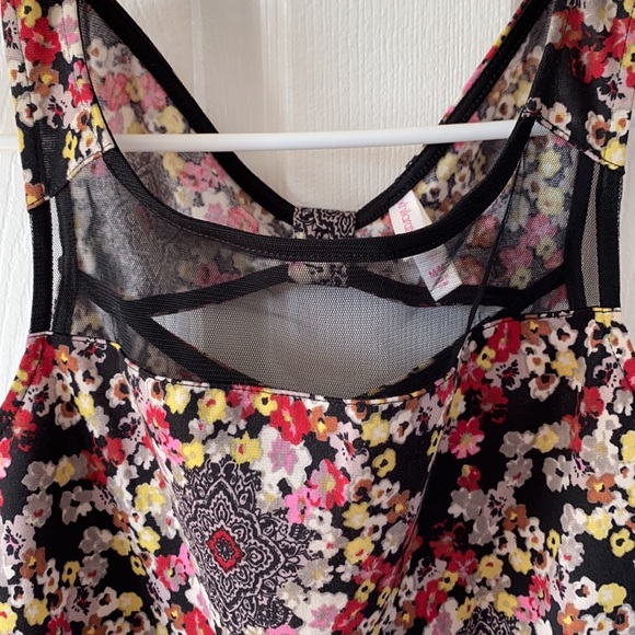 Floral sundress size M - Picture 2 of 6